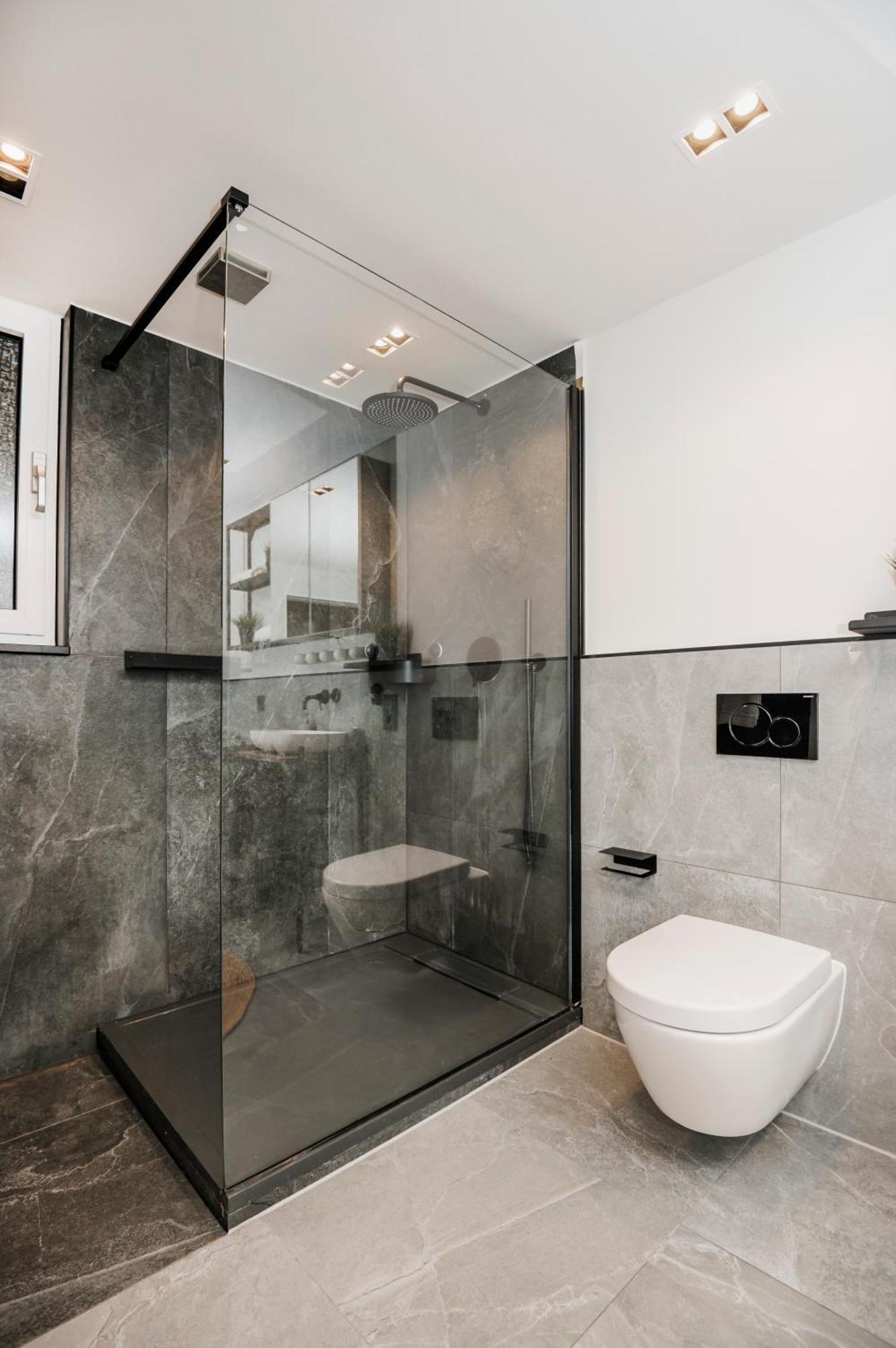 S331 - Luxurious Two Bedroom Duplex Apartment In Keulen Buitenkant foto